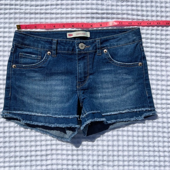 Levi's Denim Girls' Shorty Shorts Double Frayed Edges - Picture 11 of 16